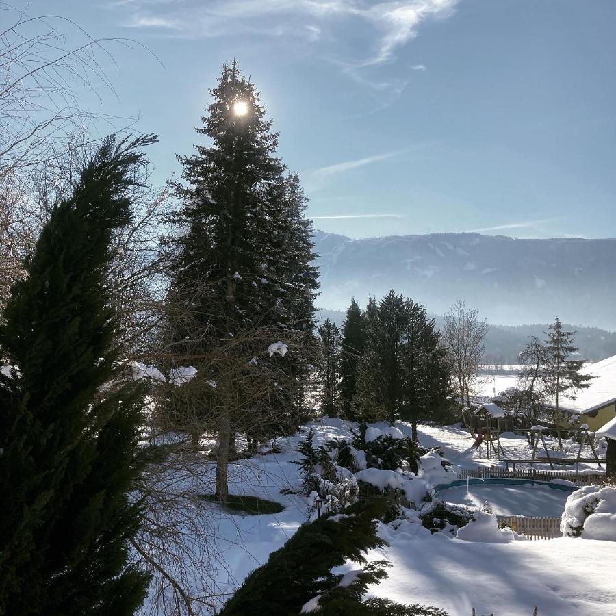 B&B Pension Karlsdorfer Hof เซโบเดิน ภายนอก รูปภาพ